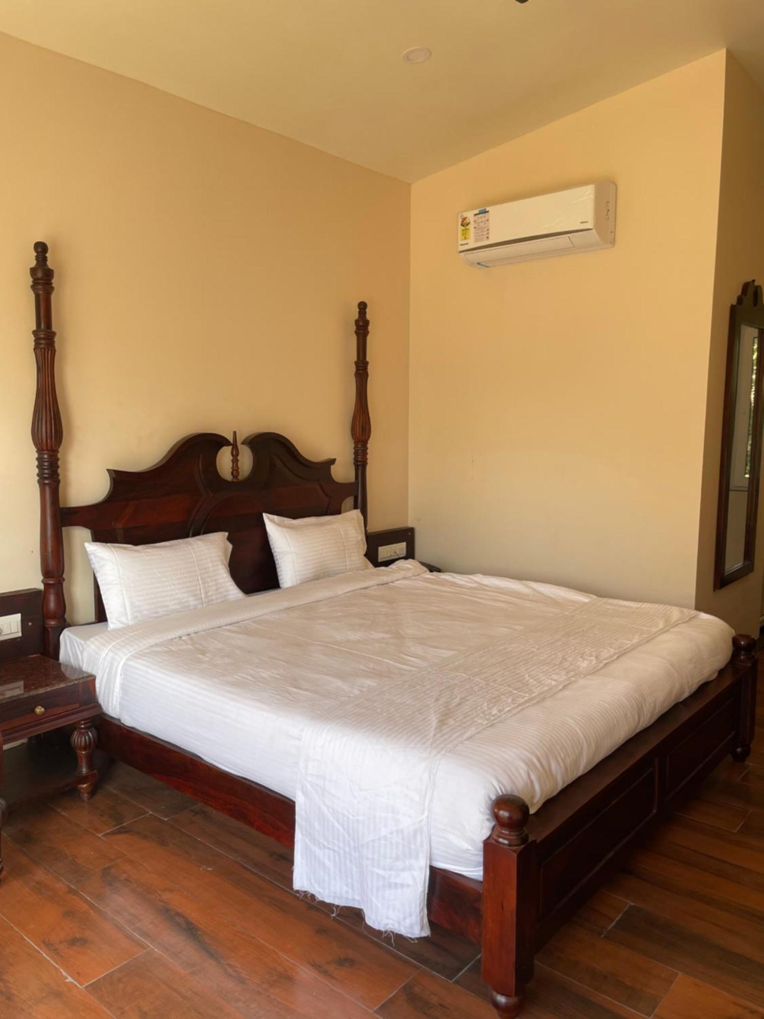 Vrindavan Greens Resort Ουνταϊπούρ Εξωτερικό φωτογραφία